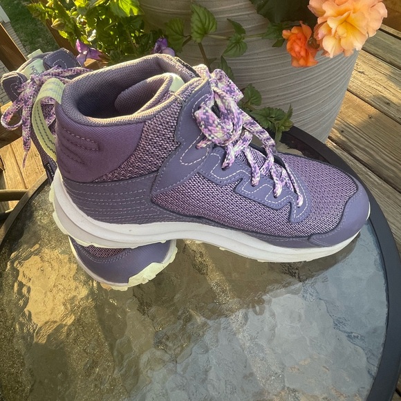 The North Face kids Purple High-Top Sneakers - like new! - Picture 1 of 9